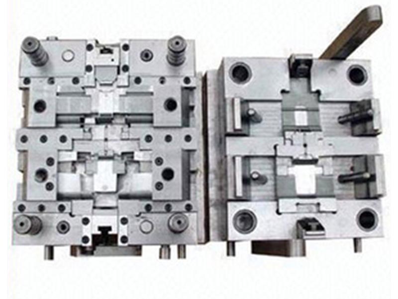 玛多精密塑料模-07
