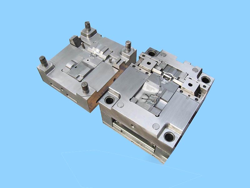 玛多精密塑料模-03